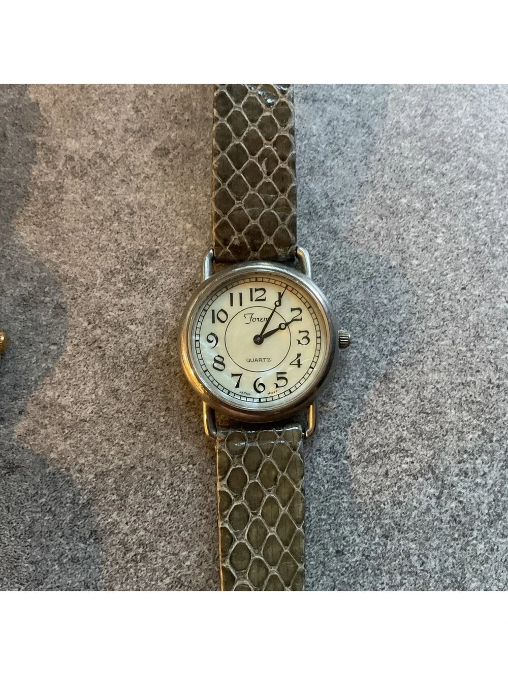 Beautiful Pair Of Vintage Womens Watches Both Watches Run Great Bin Z